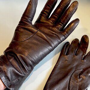 Vintage Black Leather Lined Gloves. By Saks Fifth Avenue